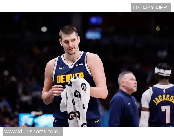 约基奇开季三连三双表现惊艳25分19板10助助球队强势开局 约基奇开季三连三双表现惊艳25分19板10助助球队强势开局