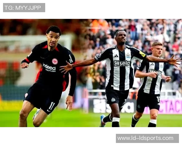 卡拉格建议伊萨克与埃基蒂克双双首发提升球队攻击力 卡拉格建议伊萨克与埃基蒂克双双首发提升球队攻击力