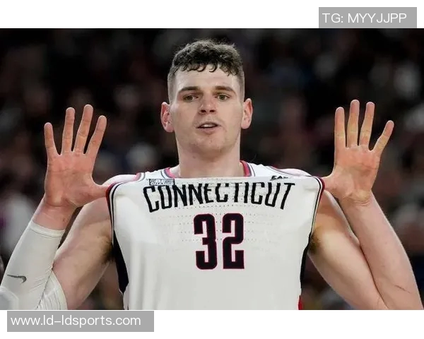 开拓者第七顺位选中克林根成为球队未来的重要支柱与希望 开拓者第七顺位选中克林根成为球队未来的重要支柱与希望