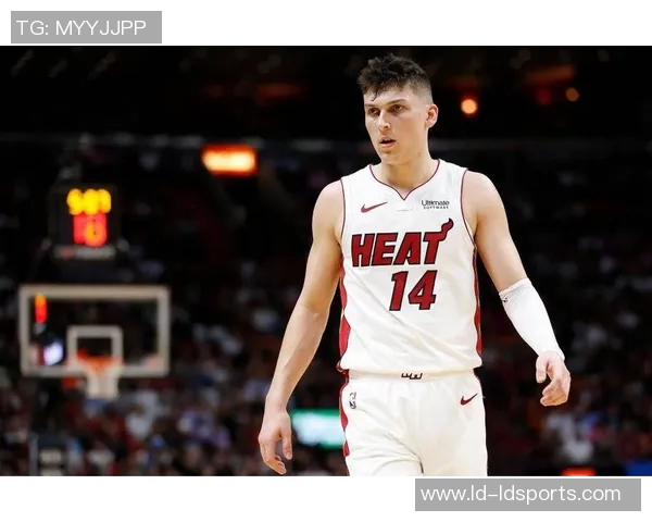 希罗因脚趾受伤缺席比赛斯波表示将关注可用球员情况 希罗因脚趾受伤缺席比赛斯波表示将关注可用球员情况