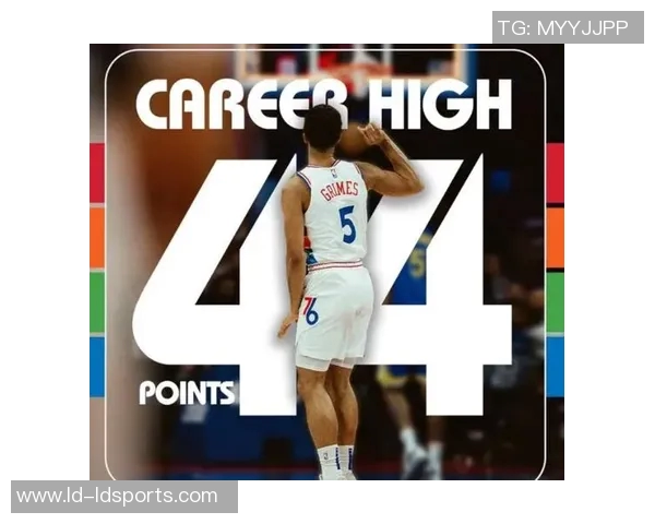 格莱姆斯外线火力全开13投7中三分精准6中4独揽22分助攻抢断齐飞 格莱姆斯外线火力全开13投7中三分精准6中4独揽22分助攻抢断齐飞