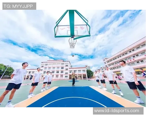 追忆曹新指导的奉献与热爱青年队的未来因您而光辉