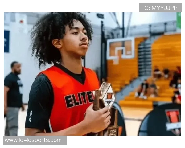 南加大伊利诺伊大学与UNLV三所NCAA球队向张博源发出新Offer