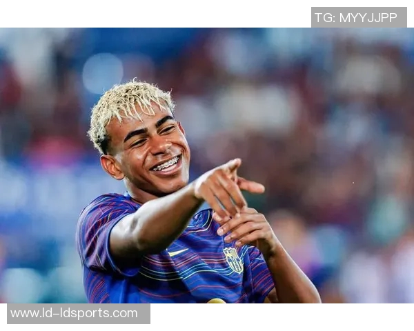 弗里克调整战术让亚马尔中路支援以减轻球队负担